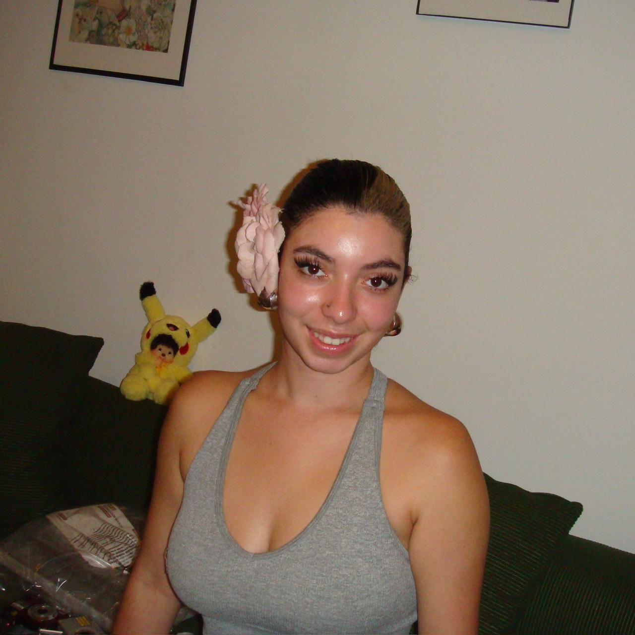 Geniune Pre-Owend Rare pink Sony Cyber-Shot DSC-T70