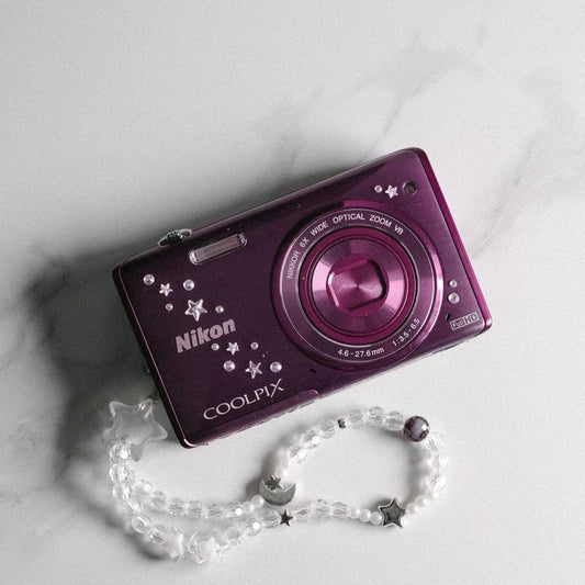 Geniune Nikon Coolpix S5200 digital camera