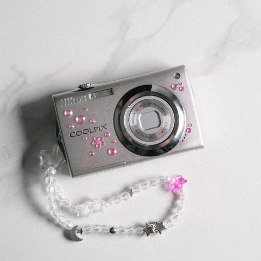 Geniune Nikon Coolpix S4000 digital camera