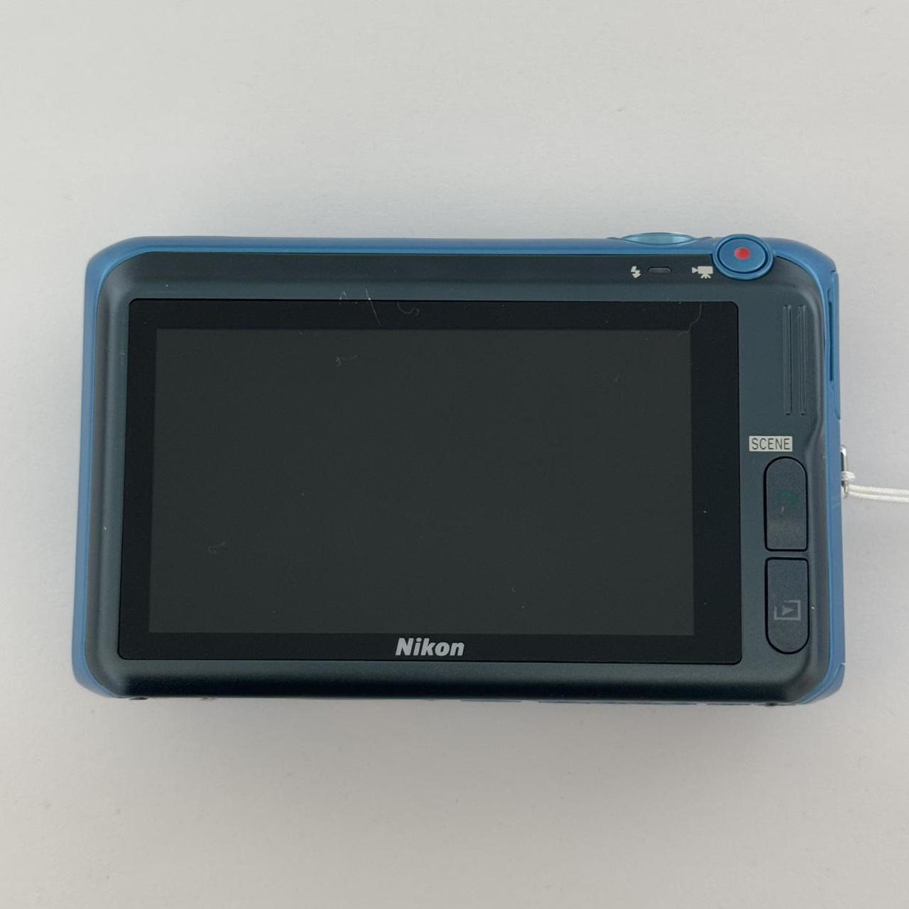 Geniune Pre-Owend Nikon Coolpix S6400 Digital Camera