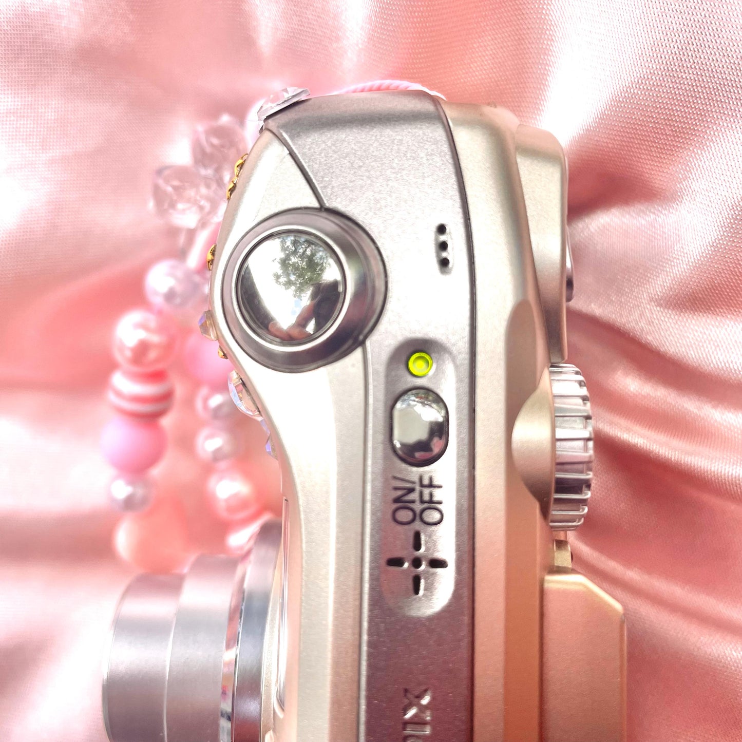 Geniune Nikon Coolpix E5100 BOXED SET cute y2k aesthetic digicam with beaded strap PreOwned