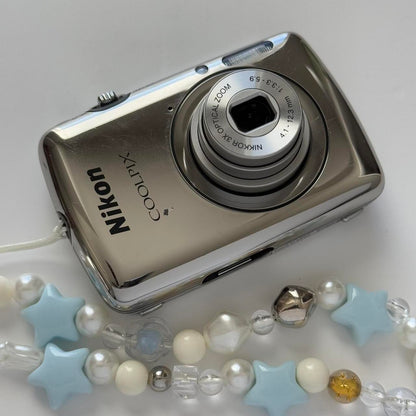 Geniune Pre-Owend Nikon Coolpix S01 Mini Digital Camera