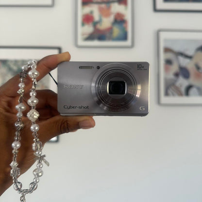 Geniune Pre-Owend Sony Cyber-Shot DSC-W690 with 16.1 Megapixels 📸.