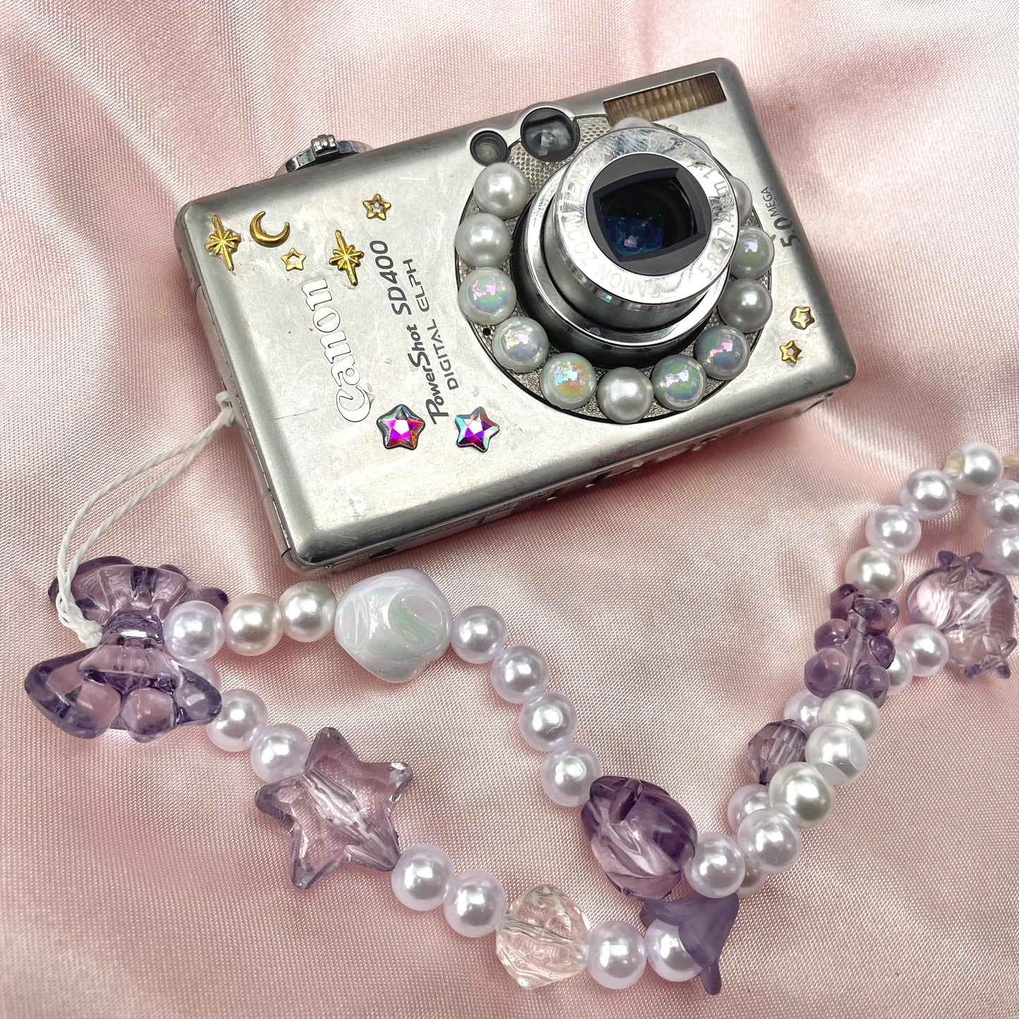 Geniune Canon PowerShot SD 400 Digital Elph y2k aesthetic decorated digicam with beaded strap, full set PreOwned