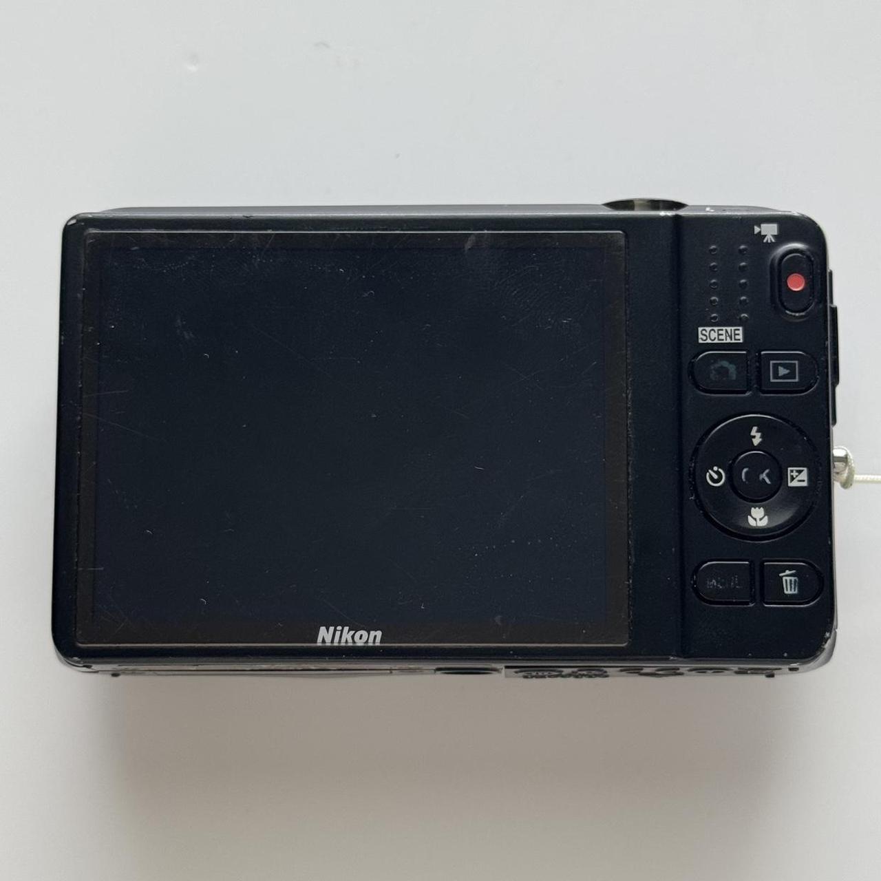 Geniune Pre-Owend Nikon Coolpix S6500 Digital Camera