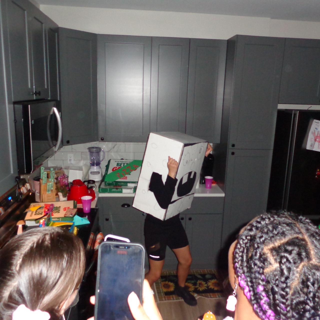 Geniune Pre-Owend Sony Cyber-Shot DSC-W690 with 16.1 Megapixels 📸.