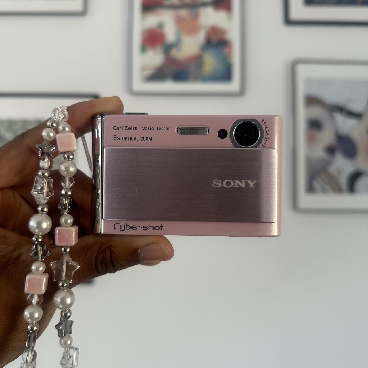 Geniune Pre-Owend Rare pink Sony Cyber-Shot DSC-T70