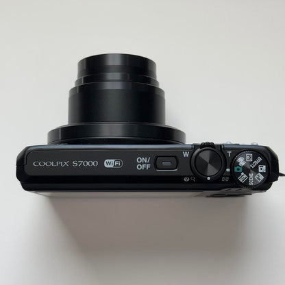 Geniune Pre-Owend Nikon Coolpix S7000 Digital Camera Bundle