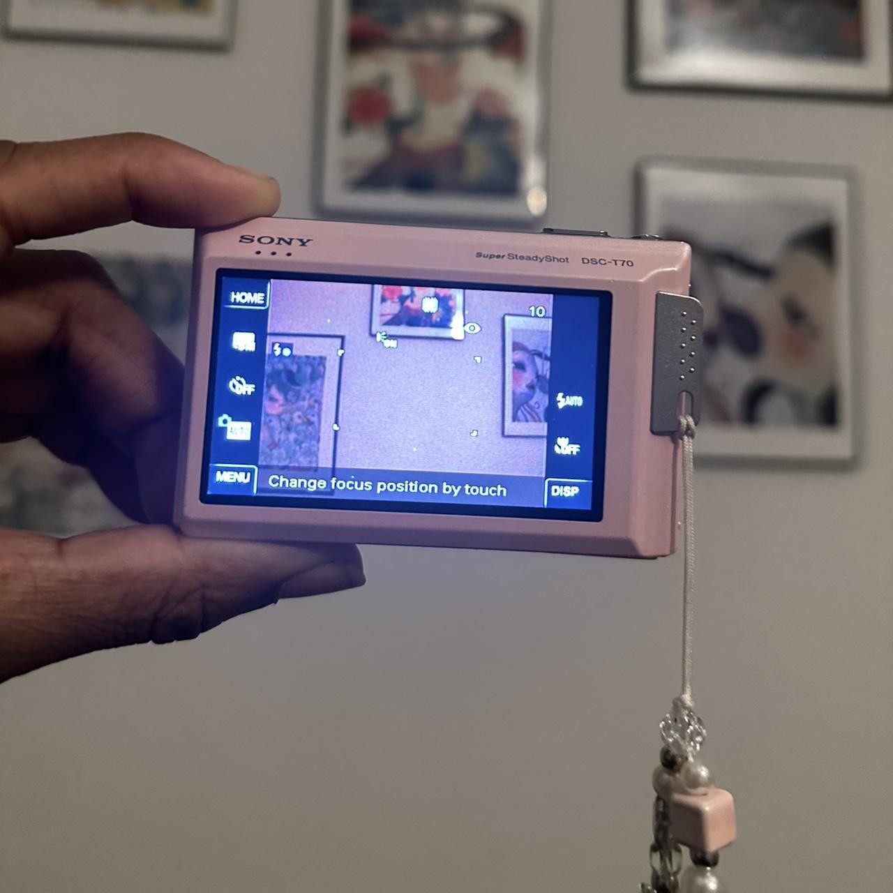 Geniune Pre-Owend Rare pink Sony Cyber-Shot DSC-T70