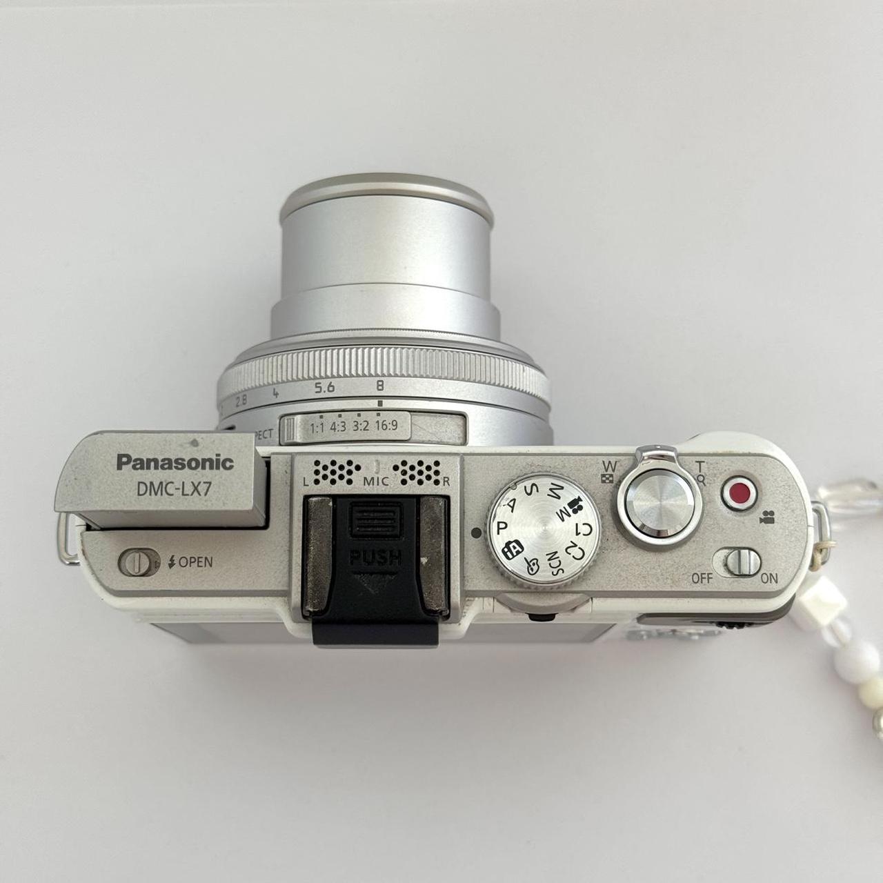 Geniune Pre-Owend Panasonic Lumix LX7 Digital Camera