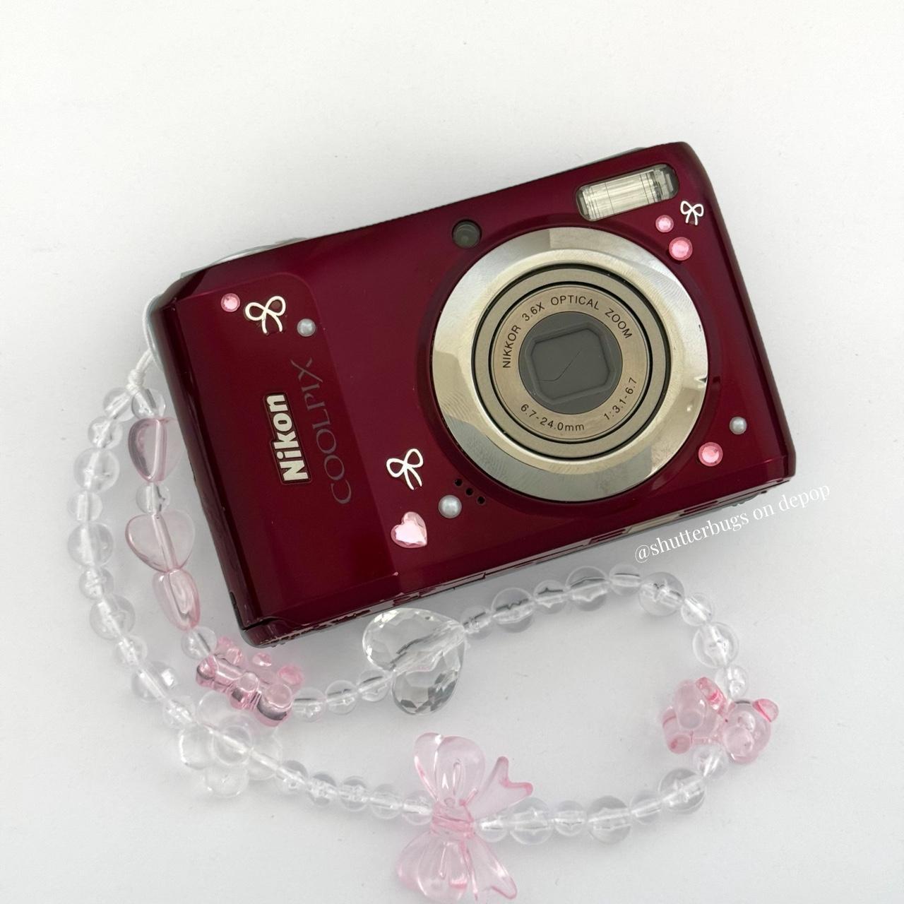 Geniune Pre-Owend Nikon Coolpix L20 Digital Camera ๋ .🍷⋆
