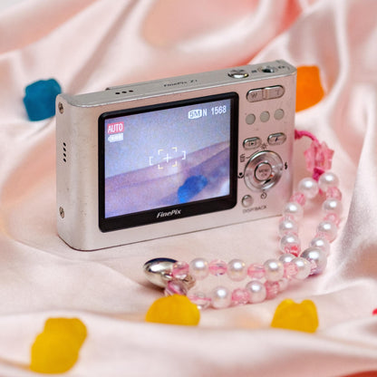 Geniune Fujifilm Finepix Z1 Cute y2k Aesthetic Decorated Digicam PreOwned